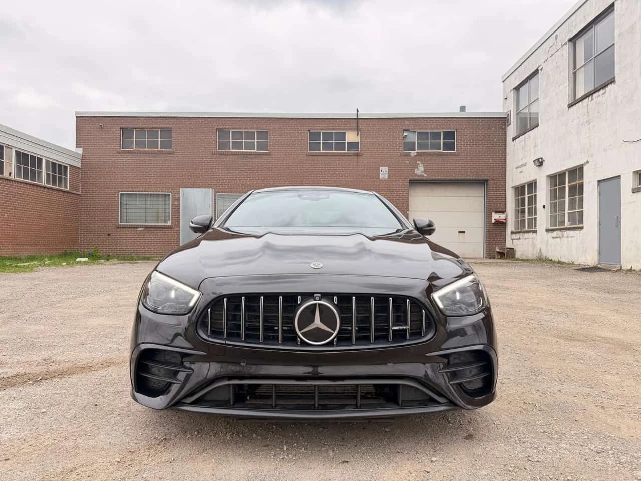 Mercedes-Benz E 53 AMG ДИСТРОНИК * ОБДУХВАНЕ * 360 * BURMESTER, снимка 6 - Автомобили и джипове - 54393554