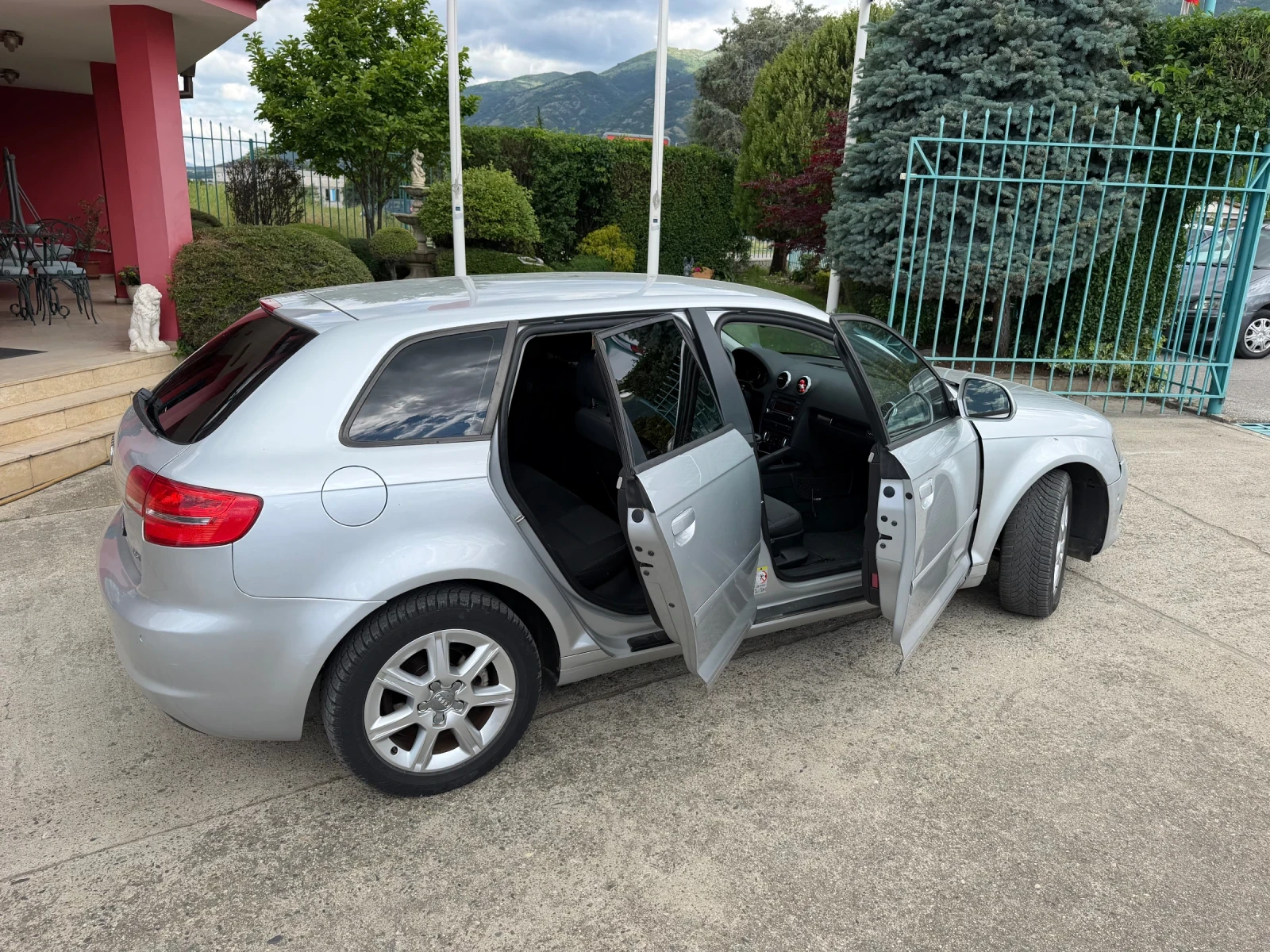 Audi A3 1.4 TFSI* Automatic, снимка 14 - Автомобили и джипове - 54725389