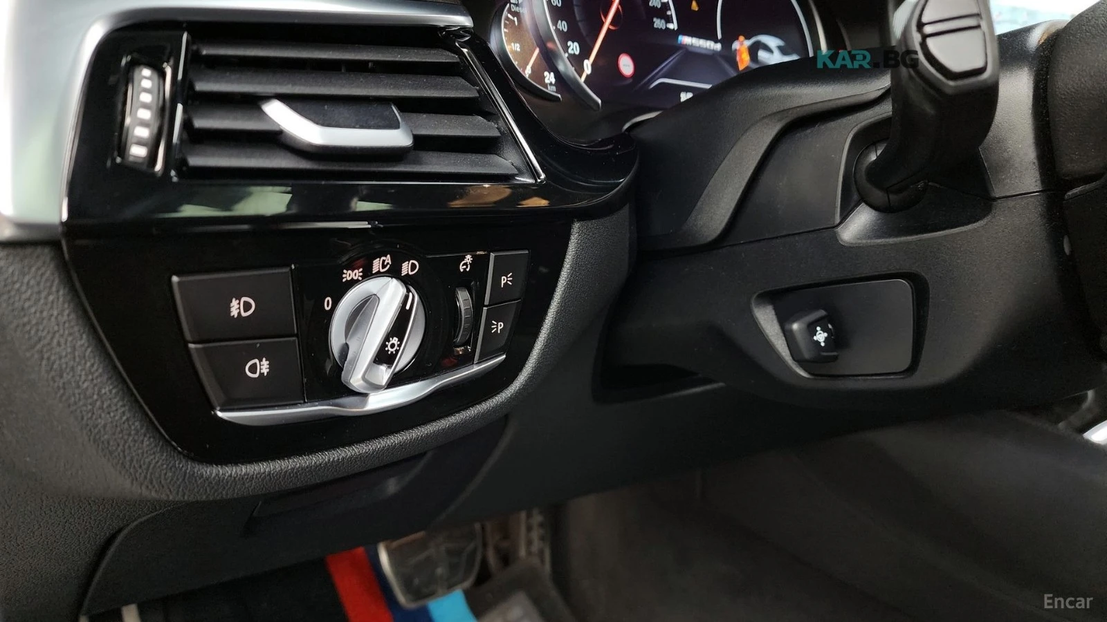 BMW 530 d* M-SPORT* 360CAMERA* HEAD-UP* SUNROOF* , снимка 12 - Автомобили и джипове - 54813886