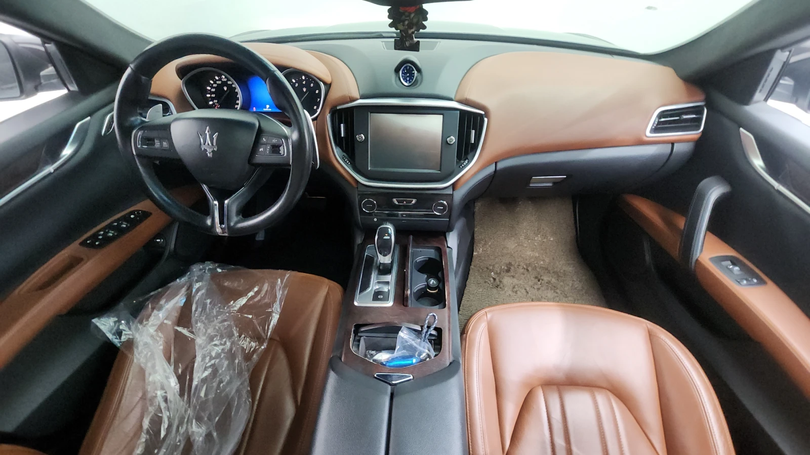 Maserati Ghibli 3.0 #УНИКАТ# !FULL! !PANO!, снимка 7 - Автомобили и джипове - 54958568