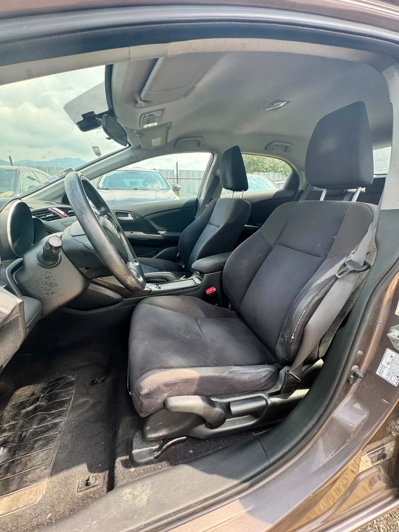 Honda Civic 2.2 I-DTEC 150 EXCLUSIVE, снимка 9 - Автомобили и джипове - 55380157