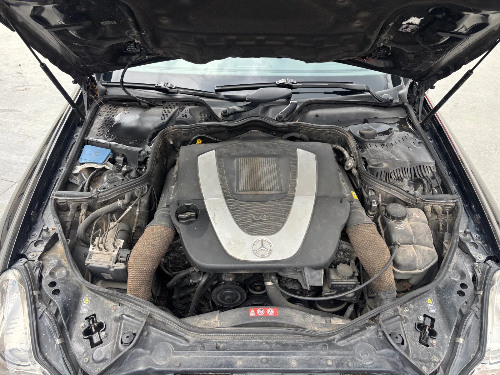 Mercedes-Benz CLS 350 Бензин, снимка 8 - Автомобили и джипове - 55408143