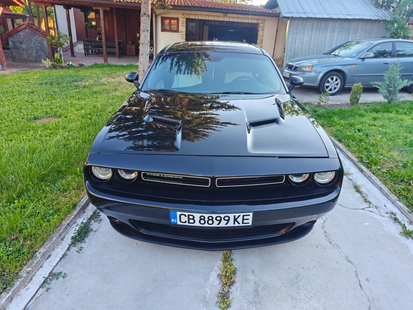 Dodge Challenger 3.6 V6 SXT Plus, снимка 3 - Автомобили и джипове - 55532415