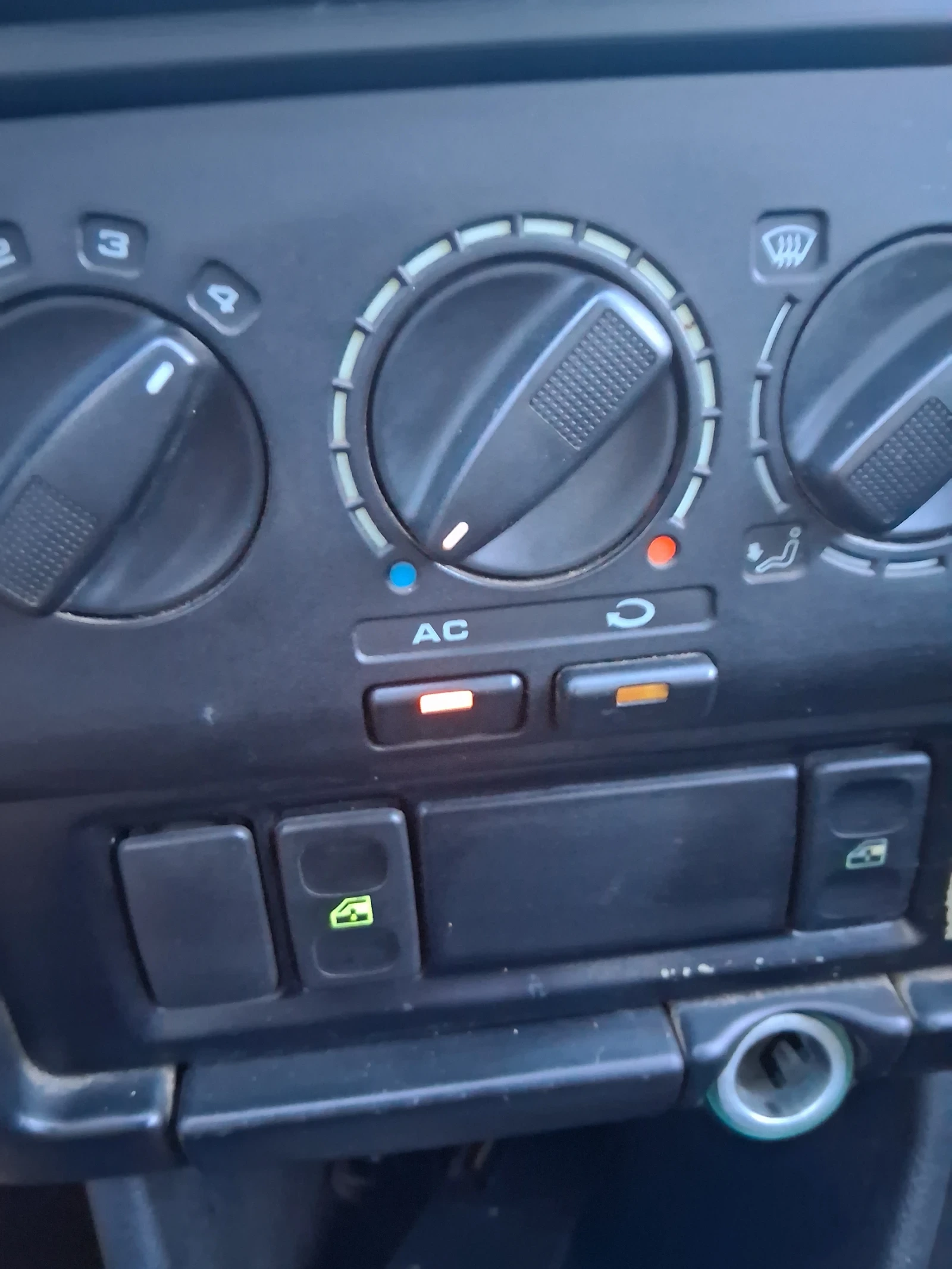 VW Polo 1.4  Бензин, снимка 9 - Автомобили и джипове - 55579817