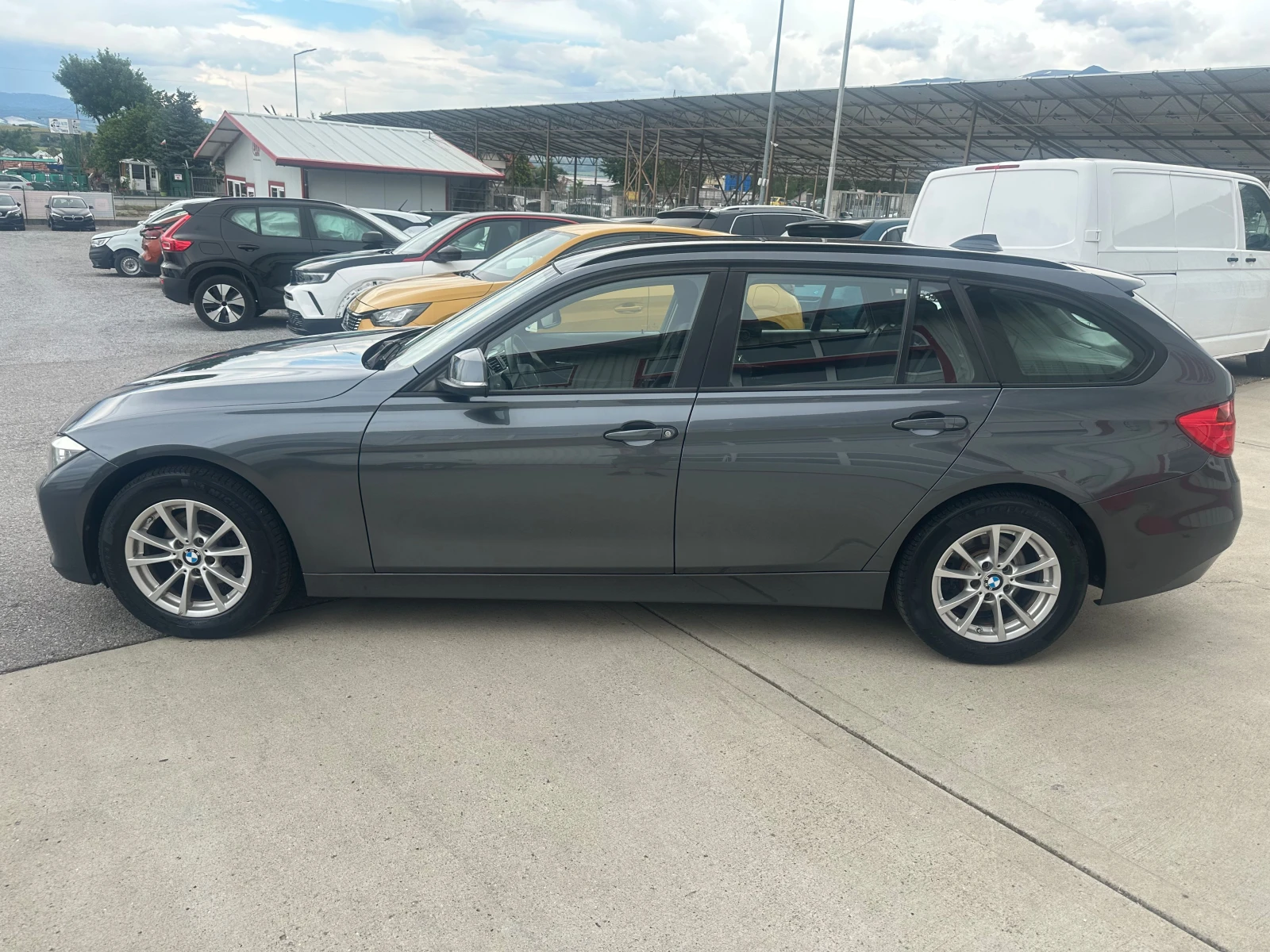 BMW 316 2.0d , снимка 3 - Автомобили и джипове - 55643659