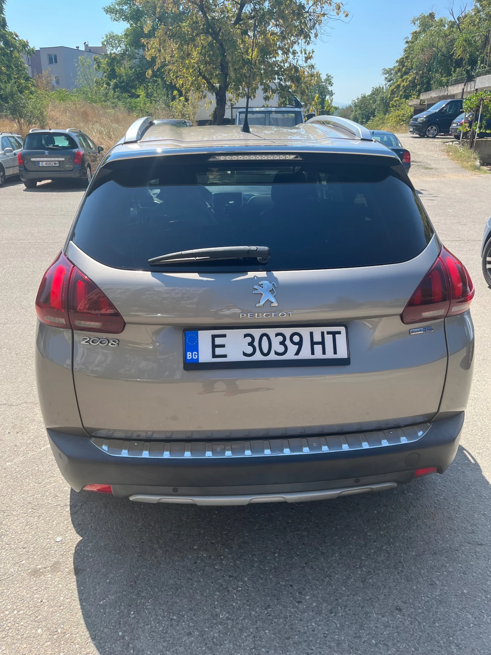 Peugeot 2008, снимка 13 - Автомобили и джипове - 55755075