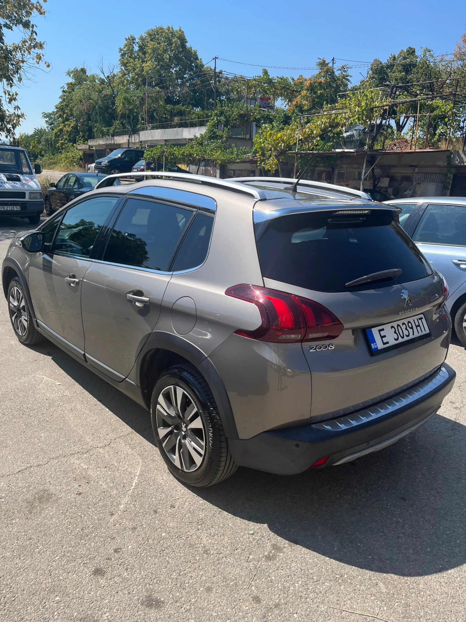 Peugeot 2008, снимка 9 - Автомобили и джипове - 55755075