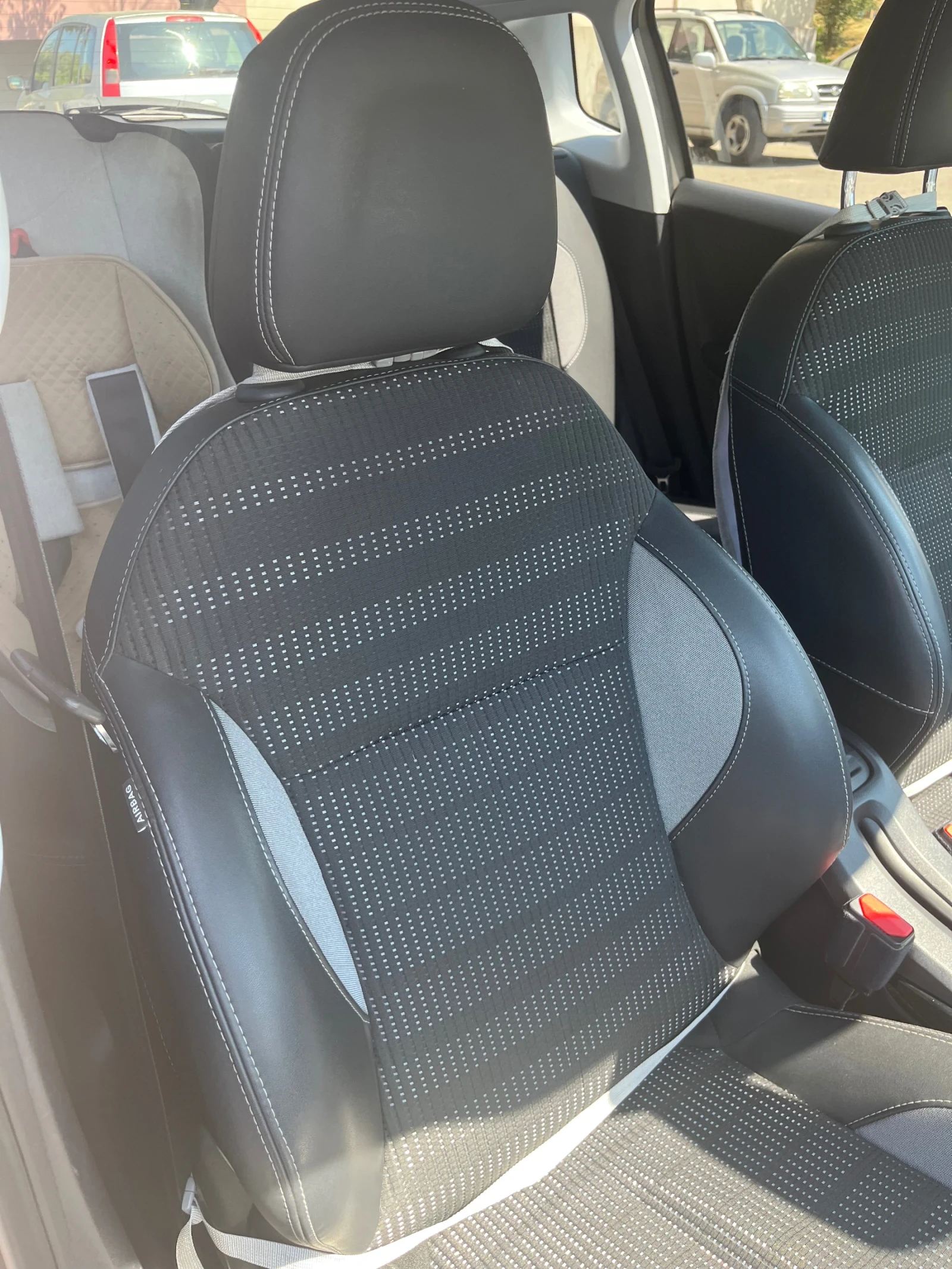 Peugeot 2008, снимка 7 - Автомобили и джипове - 55755075