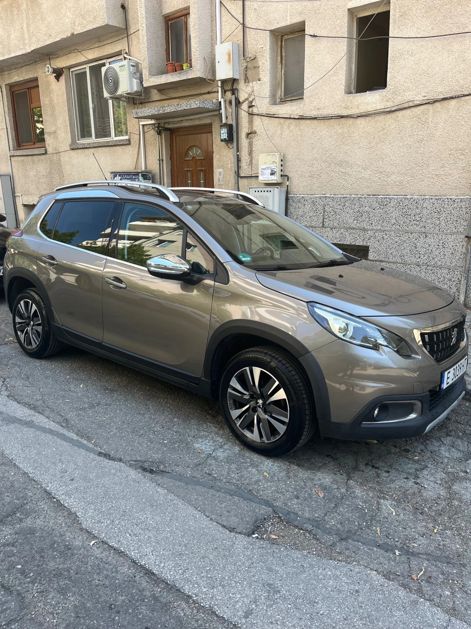 Peugeot 2008, снимка 4 - Автомобили и джипове - 55755075