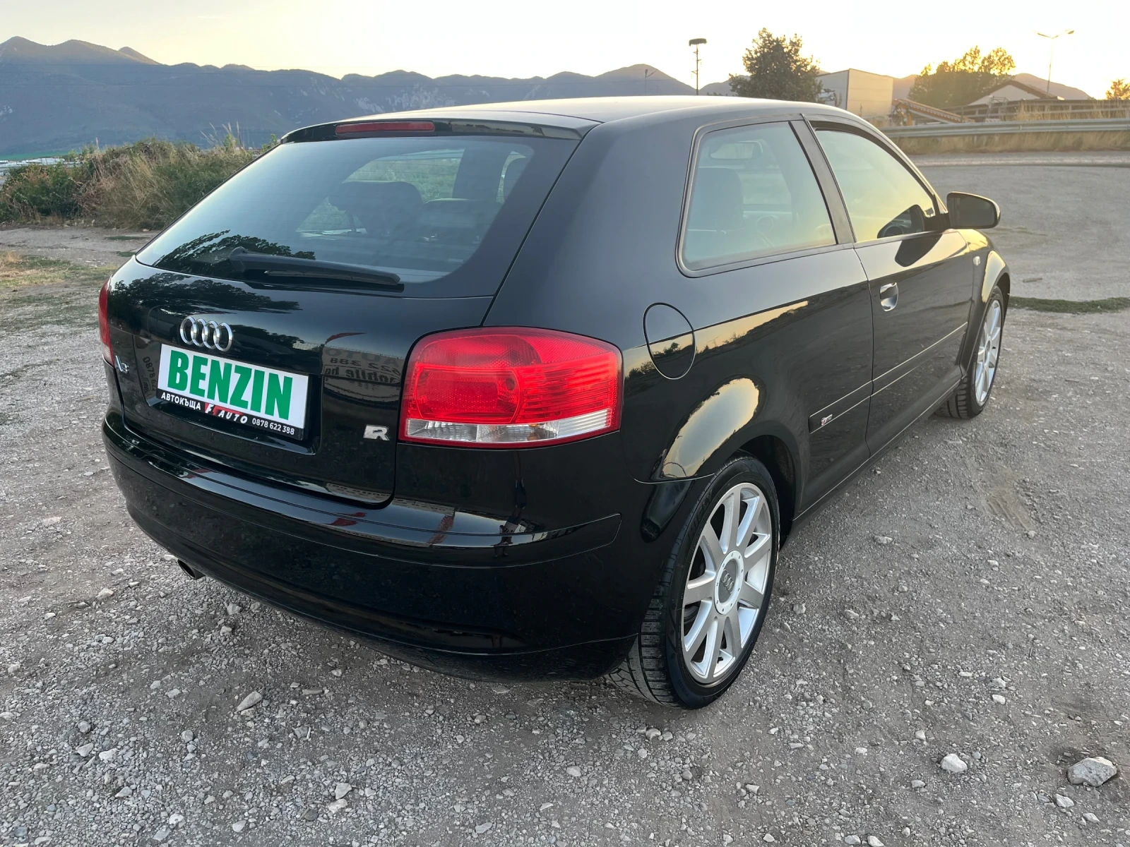 Audi A3 1.6i-S-LINE-AVTOMAT-ITALIA, снимка 9 - Автомобили и джипове - 55984687