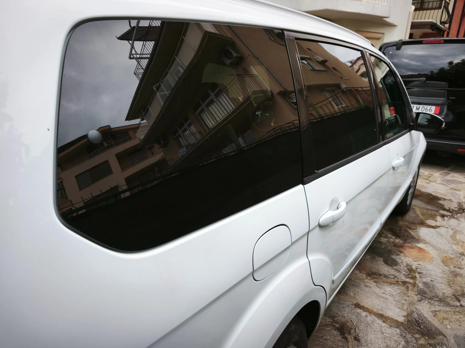 Ford Galaxy 2.0 TDCi, снимка 4 - Автомобили и джипове - 56643806