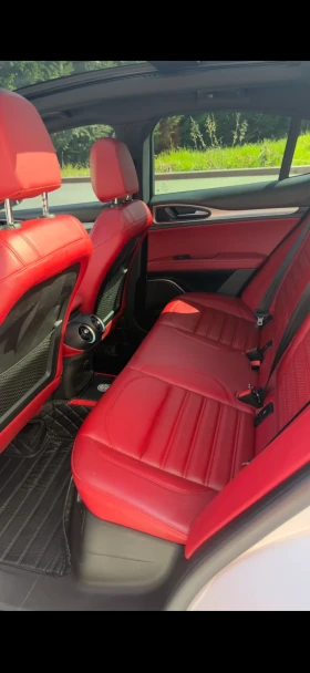 Alfa Romeo Stelvio 2.0T TI Sport, снимка 7