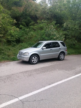 Mercedes-Benz ML 270 2.7, снимка 3