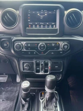 Jeep Gladiator Sport S Crew Cab* HeadUp* АвтоКредит* (ЦЕНА ДО БГ) - 53999 лв. - 91463082 15