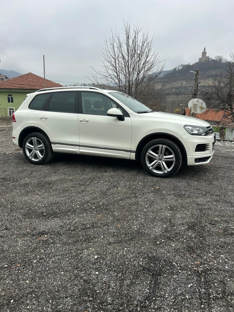 VW Touareg   VW Touareg 3.0TDI R-Line 360КАМЕРИ/Обдухване/Пан, снимка 7 - Автомобили и джипове - 52868119