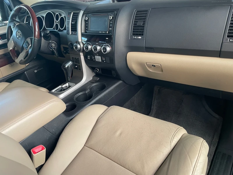 Toyota Sequoia PLATINUM , снимка 14 - Автомобили и джипове - 52964722