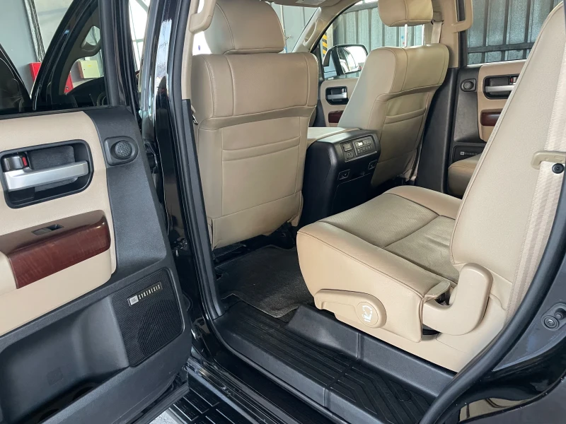 Toyota Sequoia PLATINUM , снимка 17 - Автомобили и джипове - 52964722