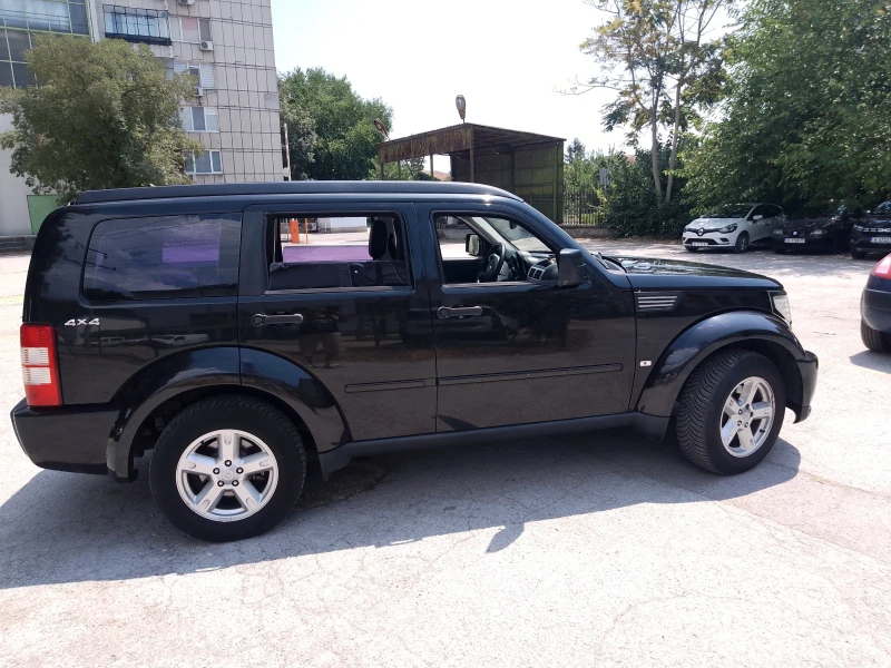 Dodge Nitro 3.7 газ/бензин, снимка 3 - Автомобили и джипове - 53501047
