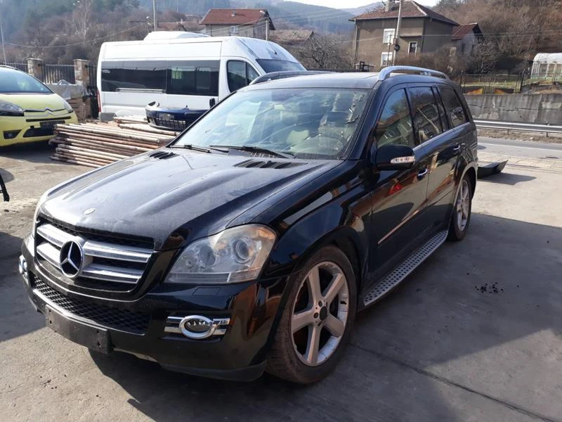 Mercedes-Benz GL 420, снимка 9 - Автомобили и джипове - 36278695