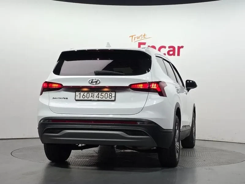 Hyundai Santa fe Diesel 2.2 2WD| 199к.с.| ВКЛ.ТЕХНОТЕСТ и 3м.Г.О, снимка 11 - Автомобили и джипове - 55145837