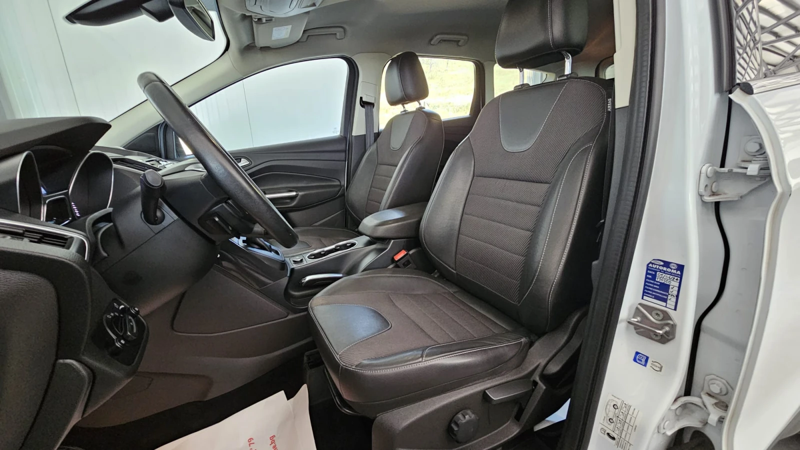 Ford Kuga 2.0TDCi 4x4 Powershift IT-СЕРВИЗНА ИСТ.-ЛИЗИНГ - изображение 8