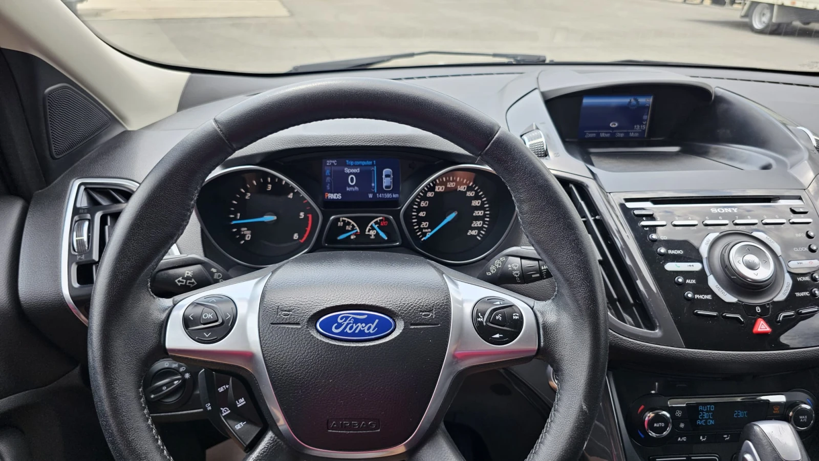 Ford Kuga 2.0TDCi 4x4 Powershift IT-СЕРВИЗНА ИСТ.-ЛИЗИНГ - изображение 10
