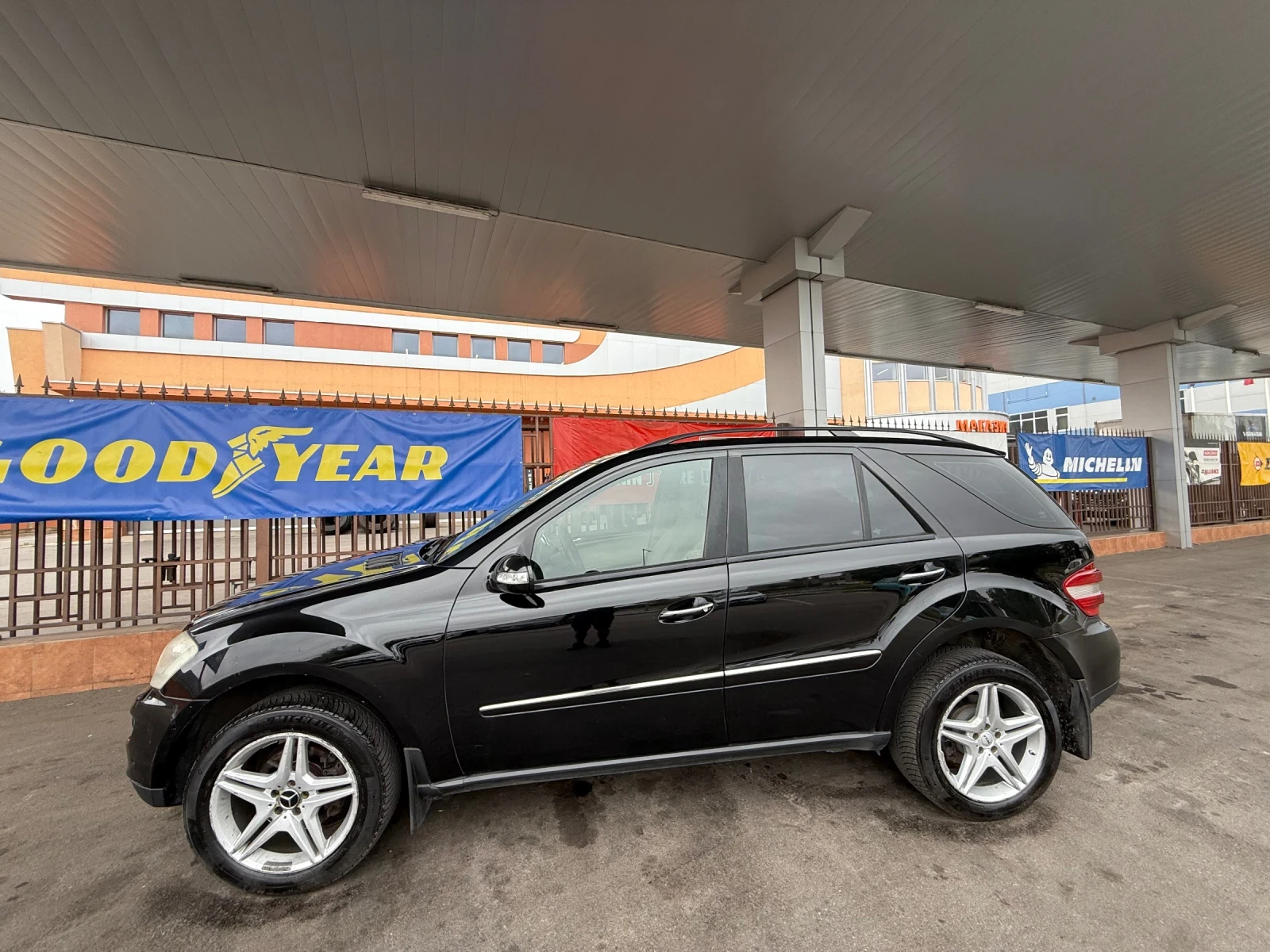 Mercedes-Benz ML 320 AMG* БАРТЕР* НА* ПРУЖИНИ - изображение 2