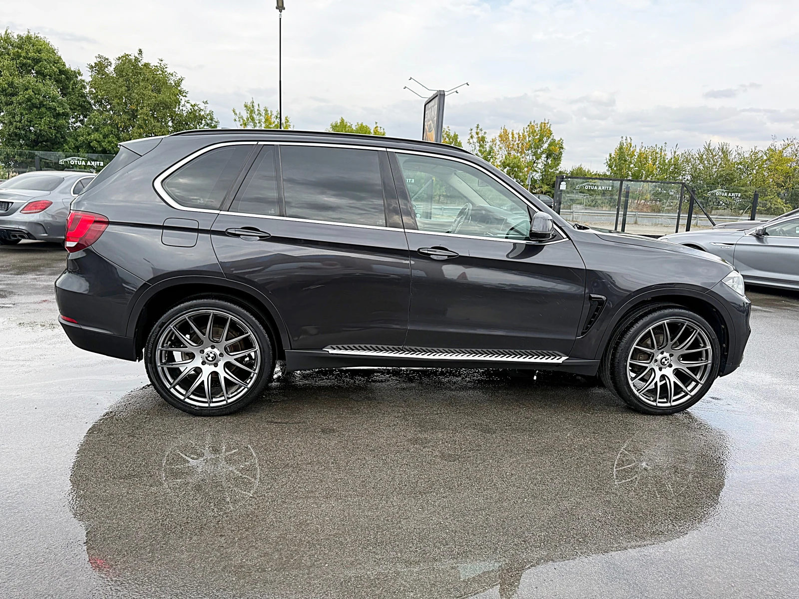 BMW X5 SPORT PAKET-4x4-HEAD UP-360 KAMERI-PANORAMA-HARMAN - изображение 7