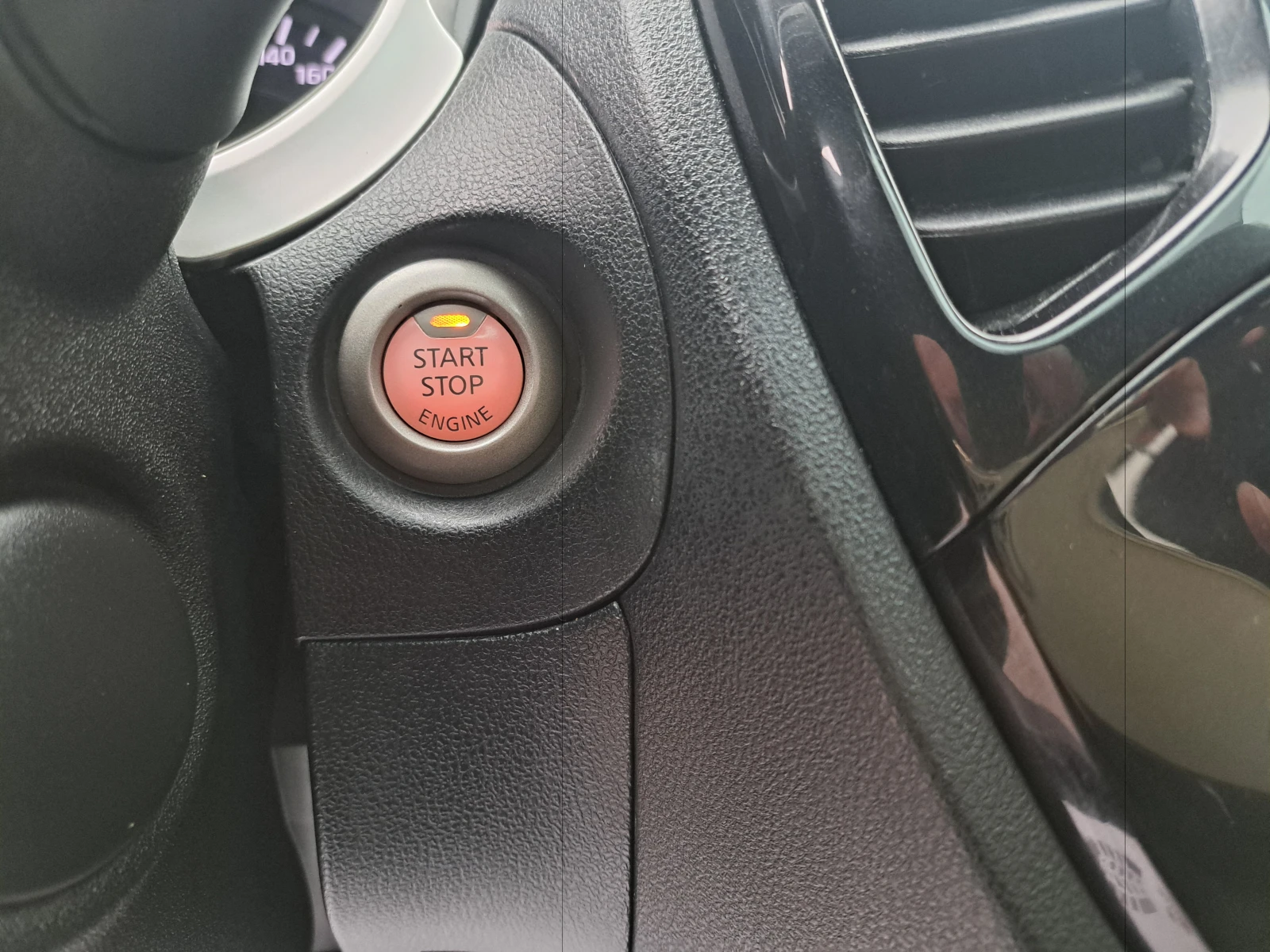 Nissan Juke 1.2I DIG-T/360/NAVI-PANORAMA | Mobile.bg — изображение 12