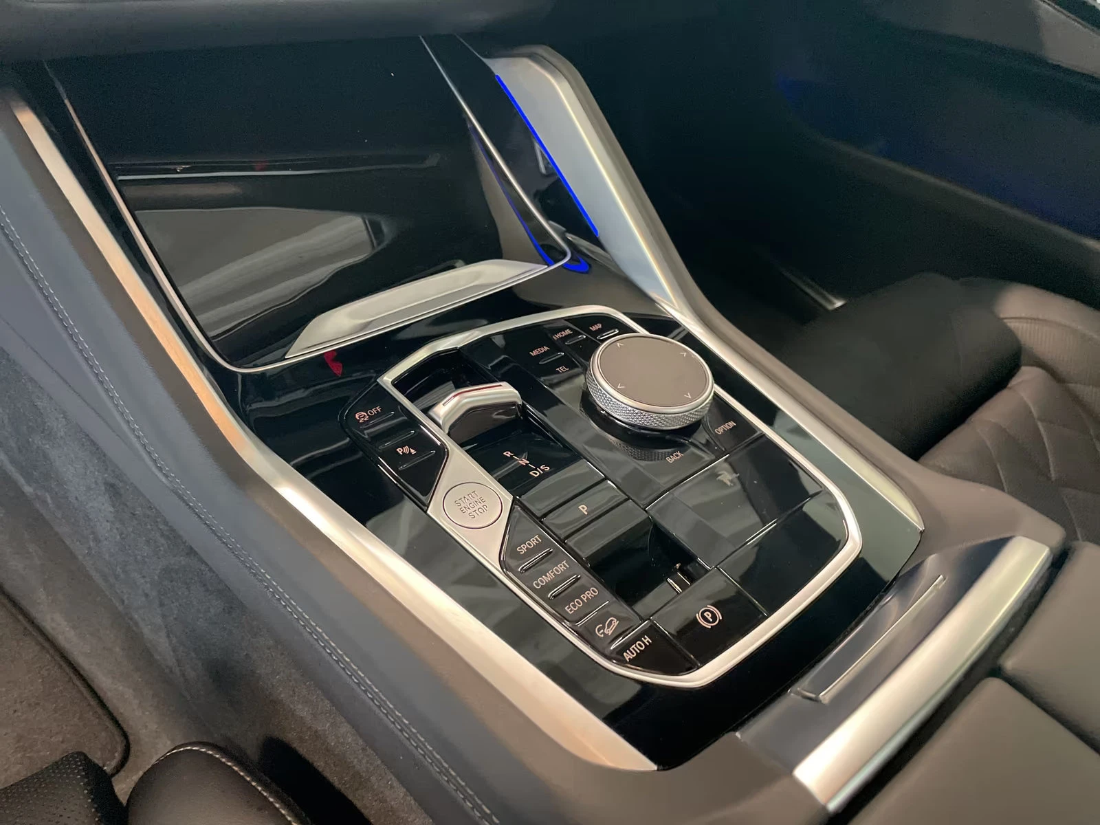 BMW X6 xDRIVE-40i/381HP/M-SPORT/360/HUD/MASSAGE/PANO/833v | Mobile.bg   14