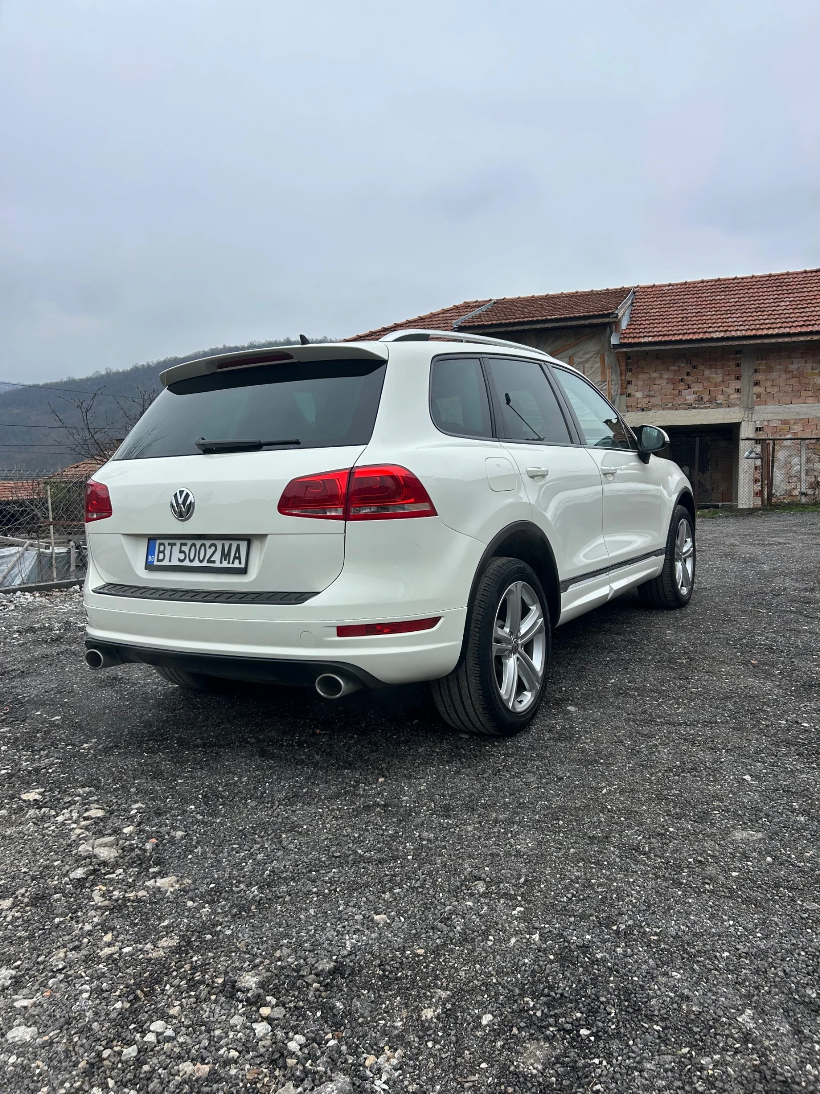 VW Touareg   VW Touareg 3.0TDI R-Line 360КАМЕРИ/Обдухване/Пан - изображение 6