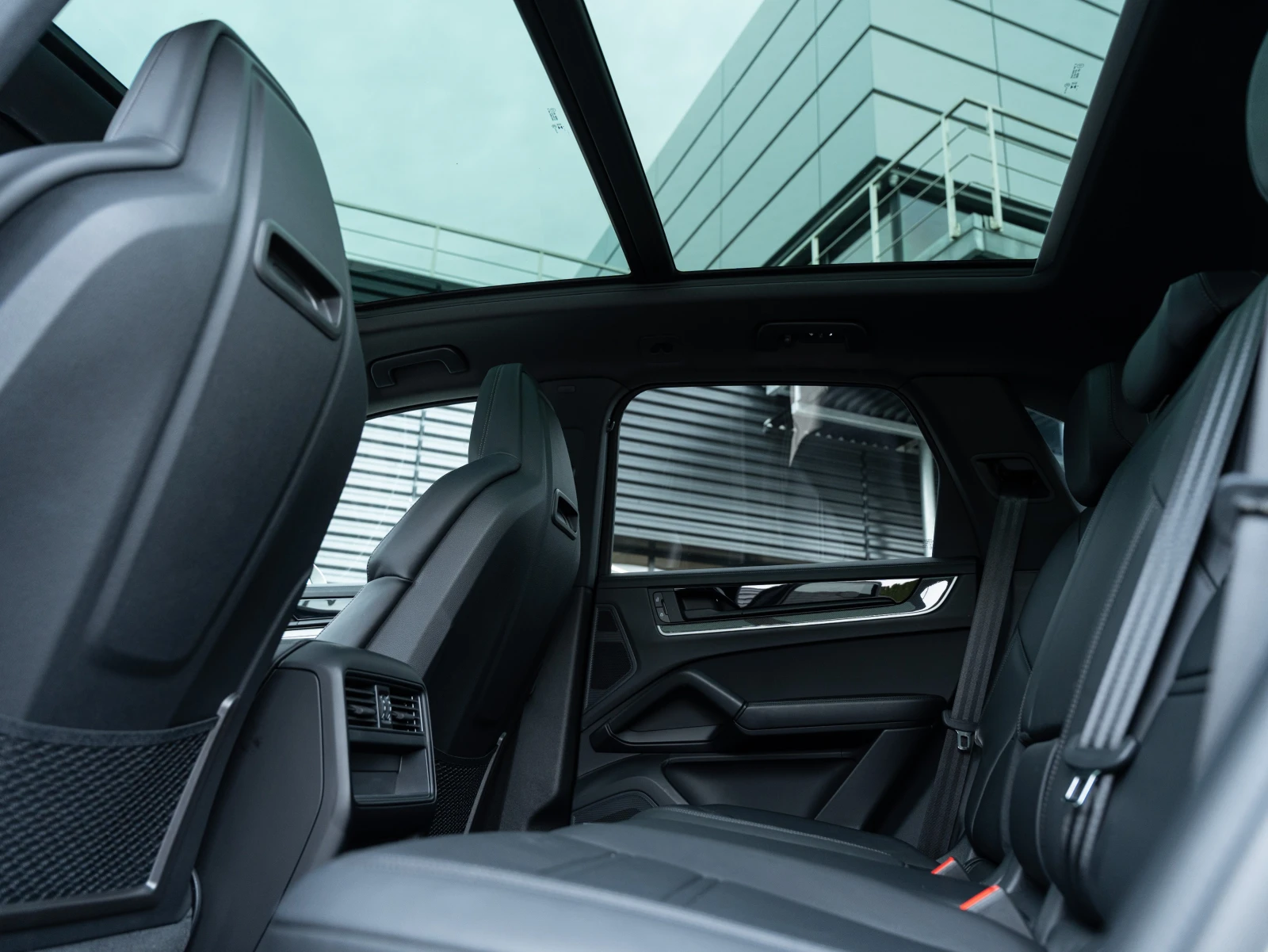 Porsche Cayenne, снимка 16 - Автомобили и джипове - 54644831