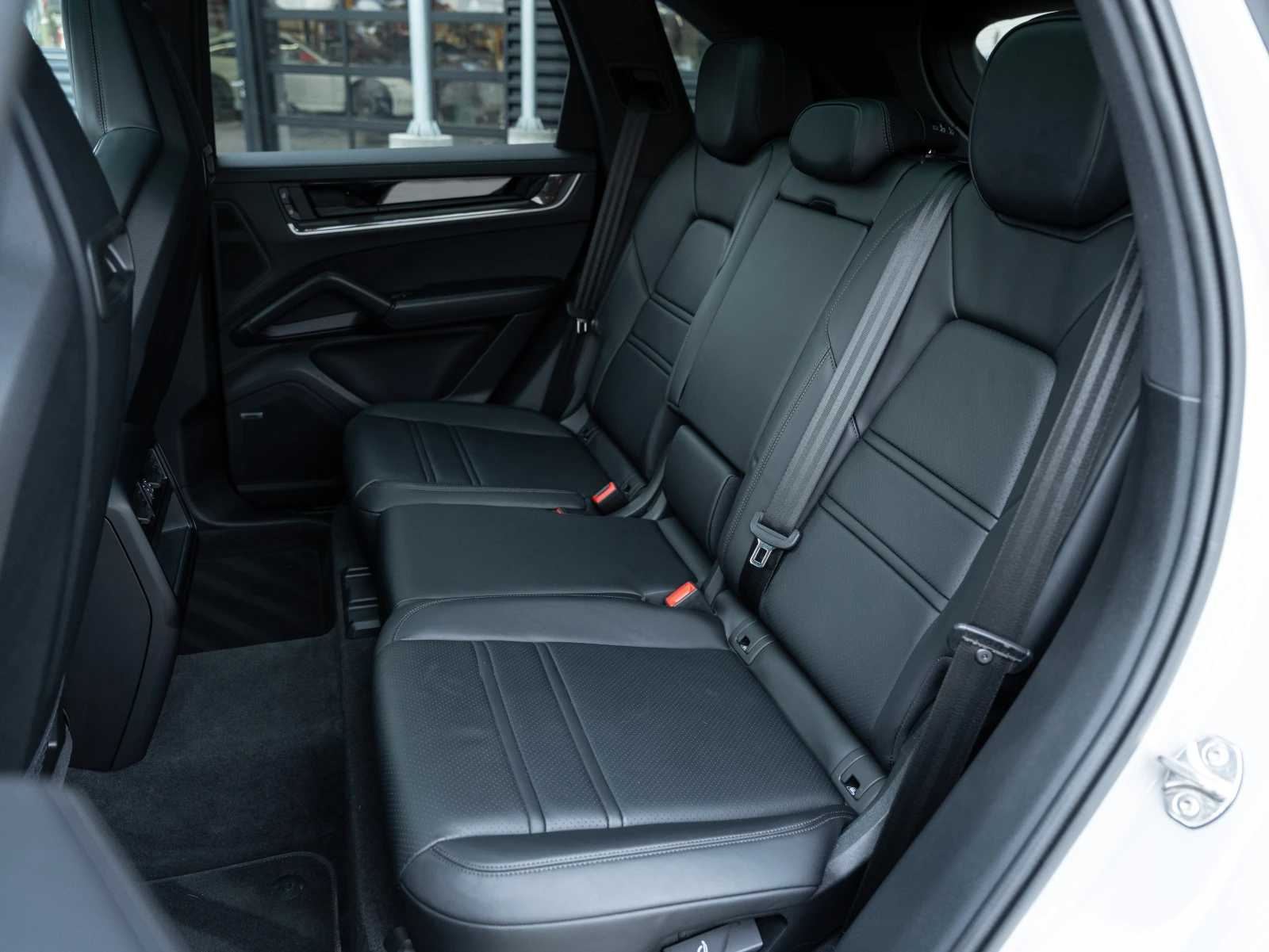 Porsche Cayenne, снимка 15 - Автомобили и джипове - 54644831