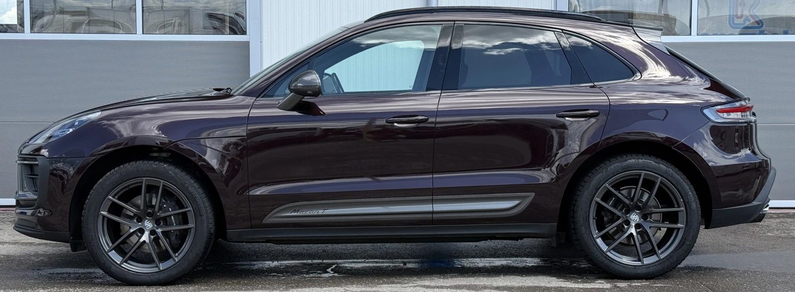 Porsche Macan Т Реален Пробег закупен от Porsche , снимка 2 - Автомобили и джипове - 55036826