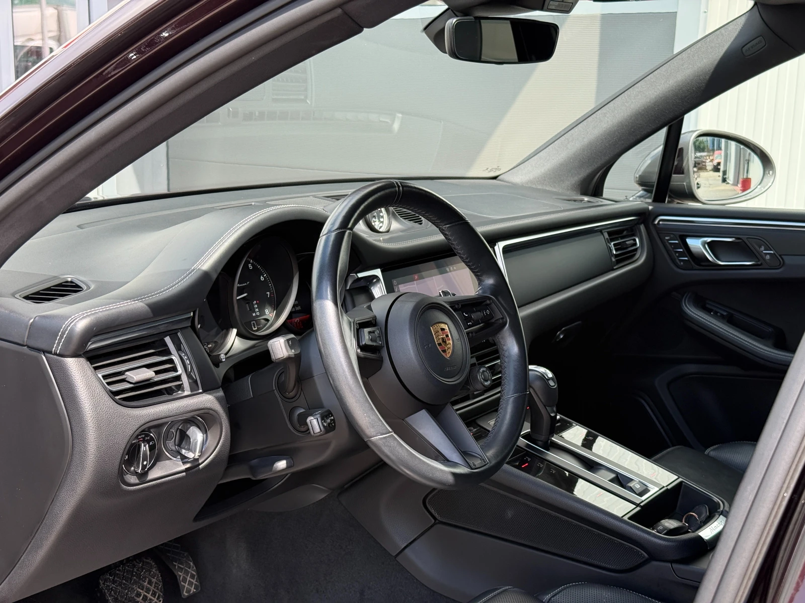 Porsche Macan Т Реален Пробег закупен от Porsche , снимка 16 - Автомобили и джипове - 55036826