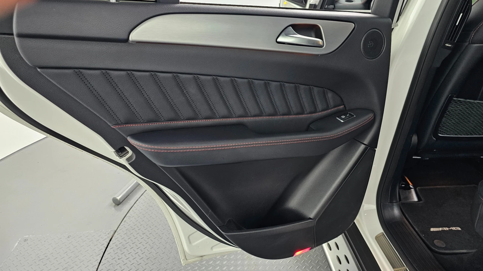 Mercedes-Benz GLE 350 4Matic * 360 * ПОДГРЕВИ * HARMAN KARDON * ЛЮК, снимка 7 - Автомобили и джипове - 55198981