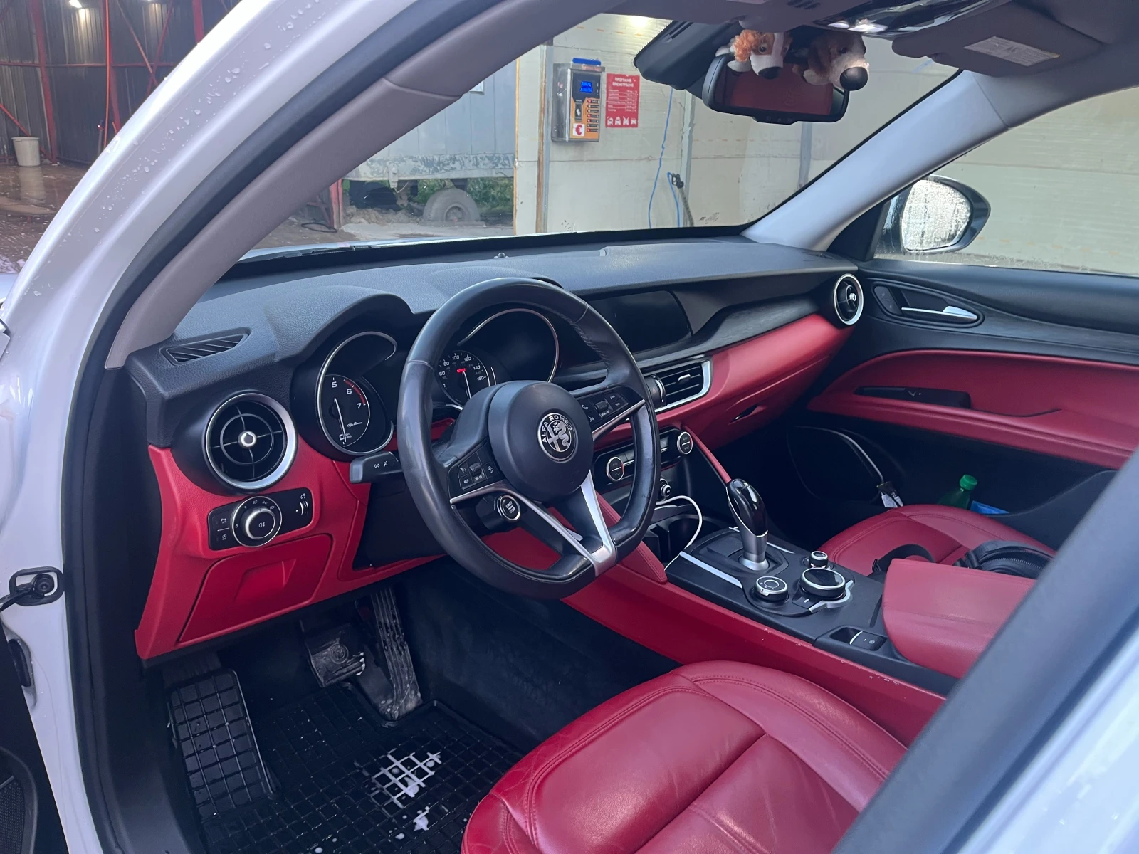 Alfa Romeo Stelvio, снимка 7 - Автомобили и джипове - 55398525