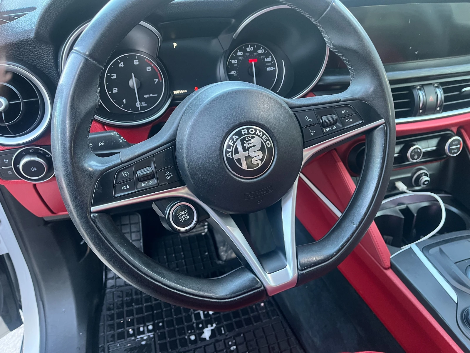 Alfa Romeo Stelvio, снимка 8 - Автомобили и джипове - 55398525