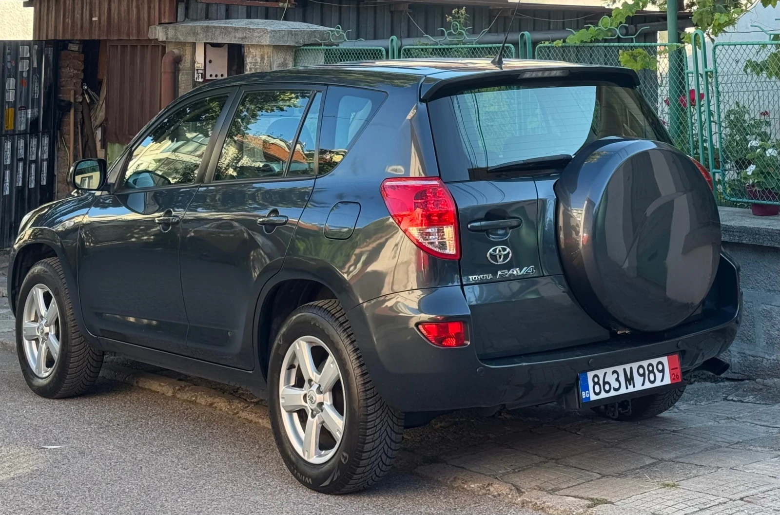 Toyota Rav4 2.0vvt AUTOMATIC , снимка 2 - Автомобили и джипове - 55499515