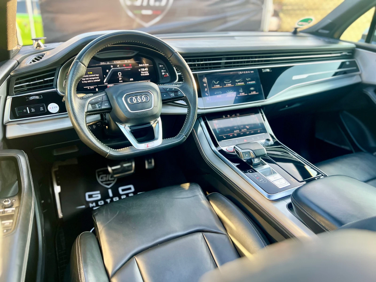Audi SQ7 4.0TDI* V8* 6+ 1Места* Bang&Oulfsen* Панорам* Nith, снимка 9 - Автомобили и джипове - 56137980