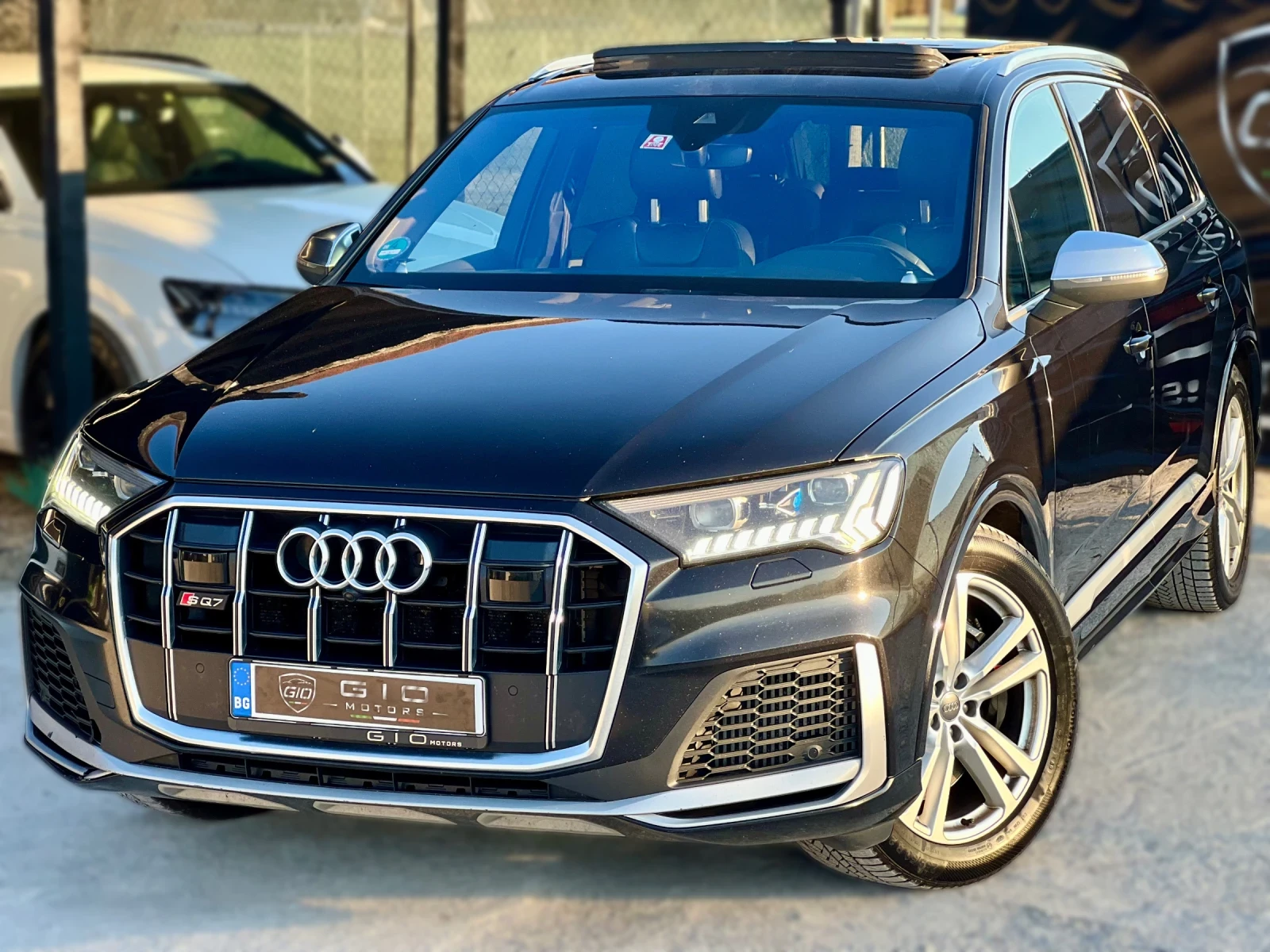Audi SQ7 4.0TDI* V8* 6+ 1Места* Bang&Oulfsen* Панорам* Nith, снимка 2 - Автомобили и джипове - 56137980