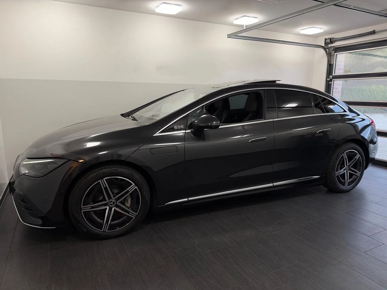 Mercedes-Benz EQE 500 / AMG / 4-MATIC / BURM / ELECTRIC ART / 360 / | Mobile.bg � ����������� 3