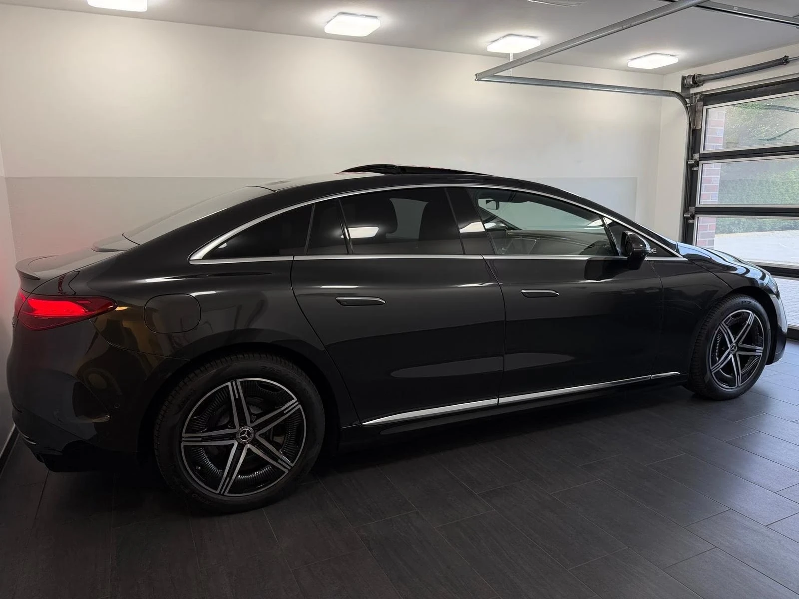 Mercedes-Benz EQE 500 / AMG / 4-MATIC / BURM / ELECTRIC ART / 360 / | Mobile.bg � ����������� 6