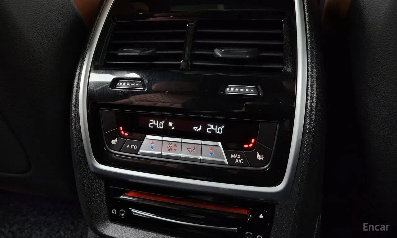 BMW X7, снимка 17 - Автомобили и джипове - 56684947