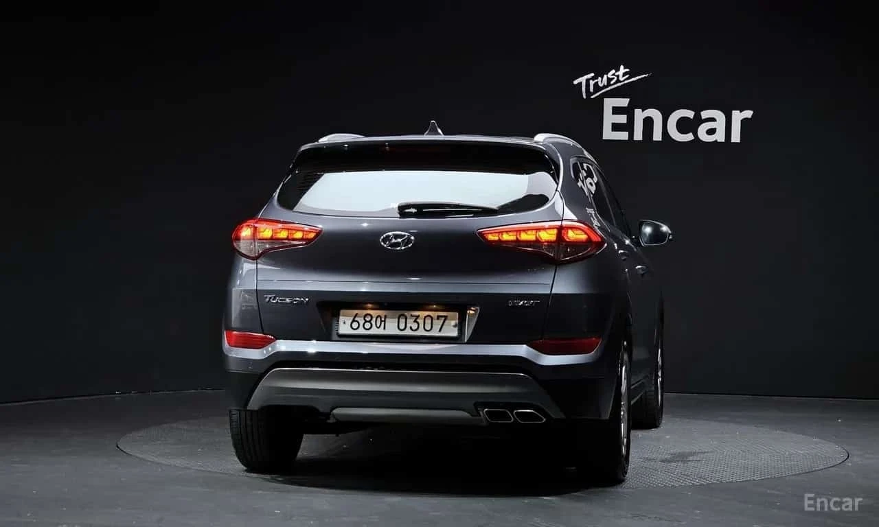 Hyundai Tucson * Diesel 2.0 2WD * ���� �� �� | Mobile.bg � ����������� 4