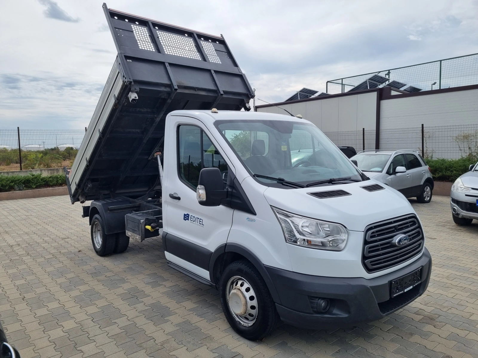 Ford Transit САМОСВАЛ 3стр= СЕРВИЗНА ИСТОРИЯ, ОБСЛУЖЕН! EURO 6B - изображение 3