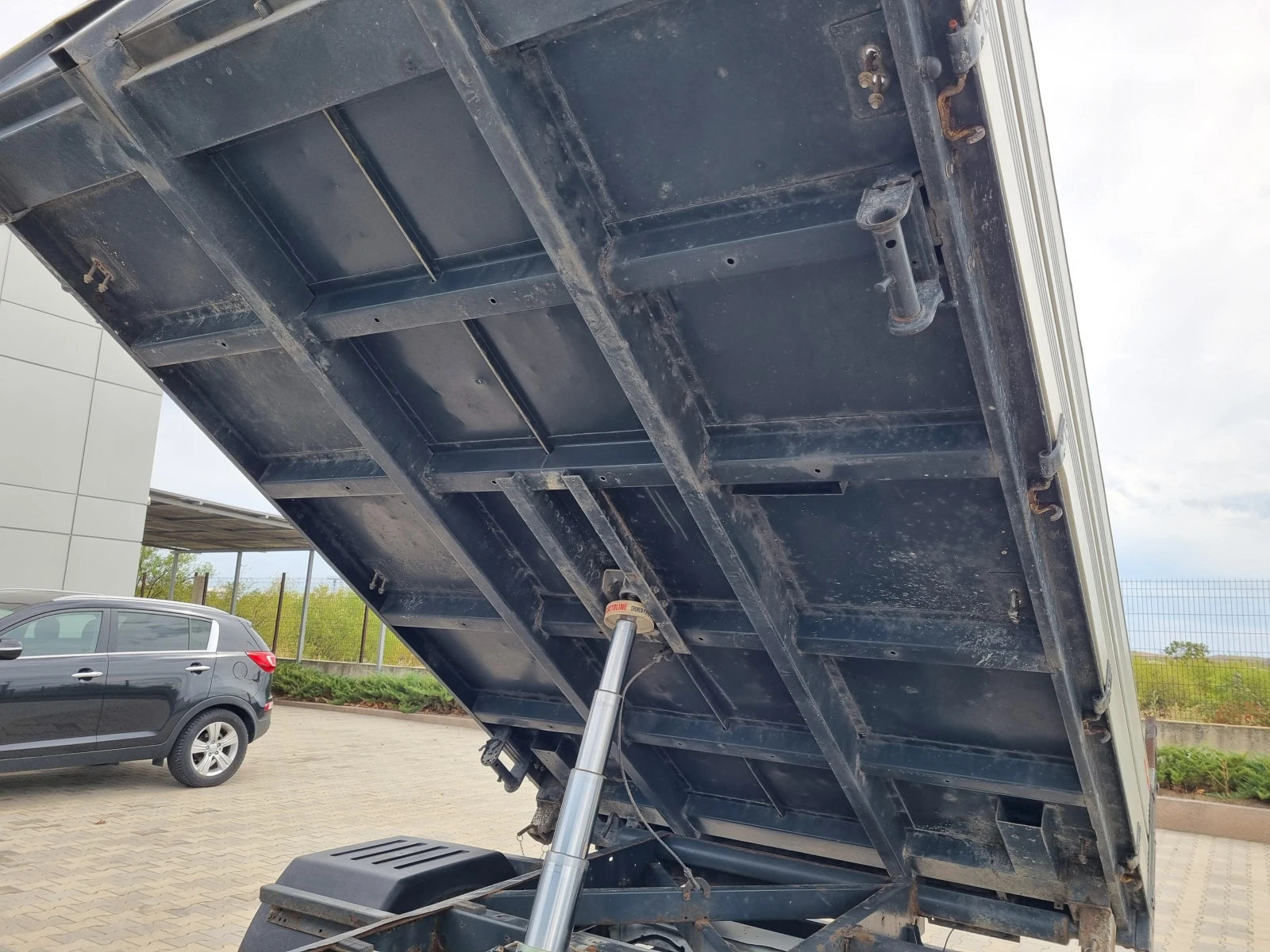 Ford Transit САМОСВАЛ 3стр= СЕРВИЗНА ИСТОРИЯ, ОБСЛУЖЕН! EURO 6B - изображение 7