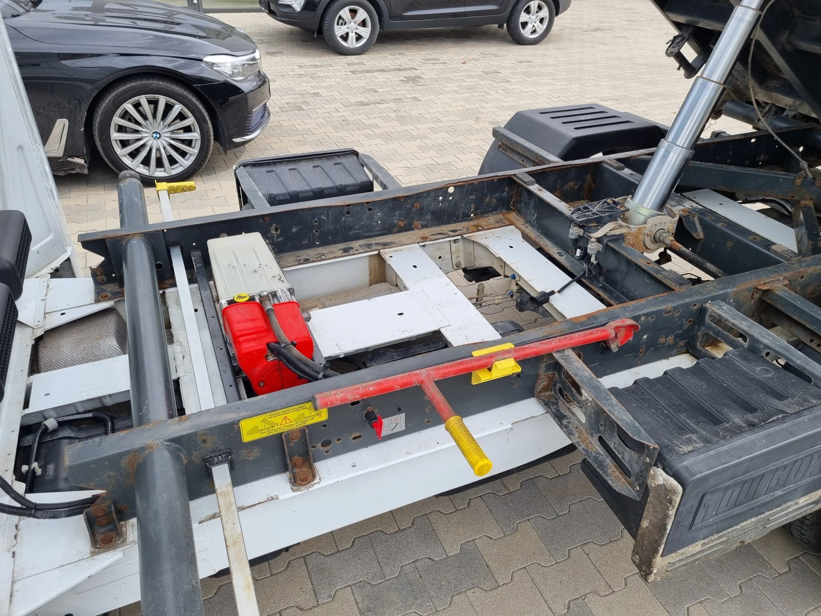 Ford Transit САМОСВАЛ 3стр= СЕРВИЗНА ИСТОРИЯ, ОБСЛУЖЕН! EURO 6B - изображение 8