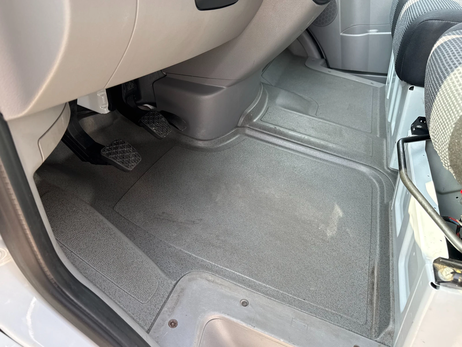Mercedes-Benz Sprinter 313CDI Климатроник L1H1 Еuro 5 , снимка 15 - Бусове и автобуси - 55811266