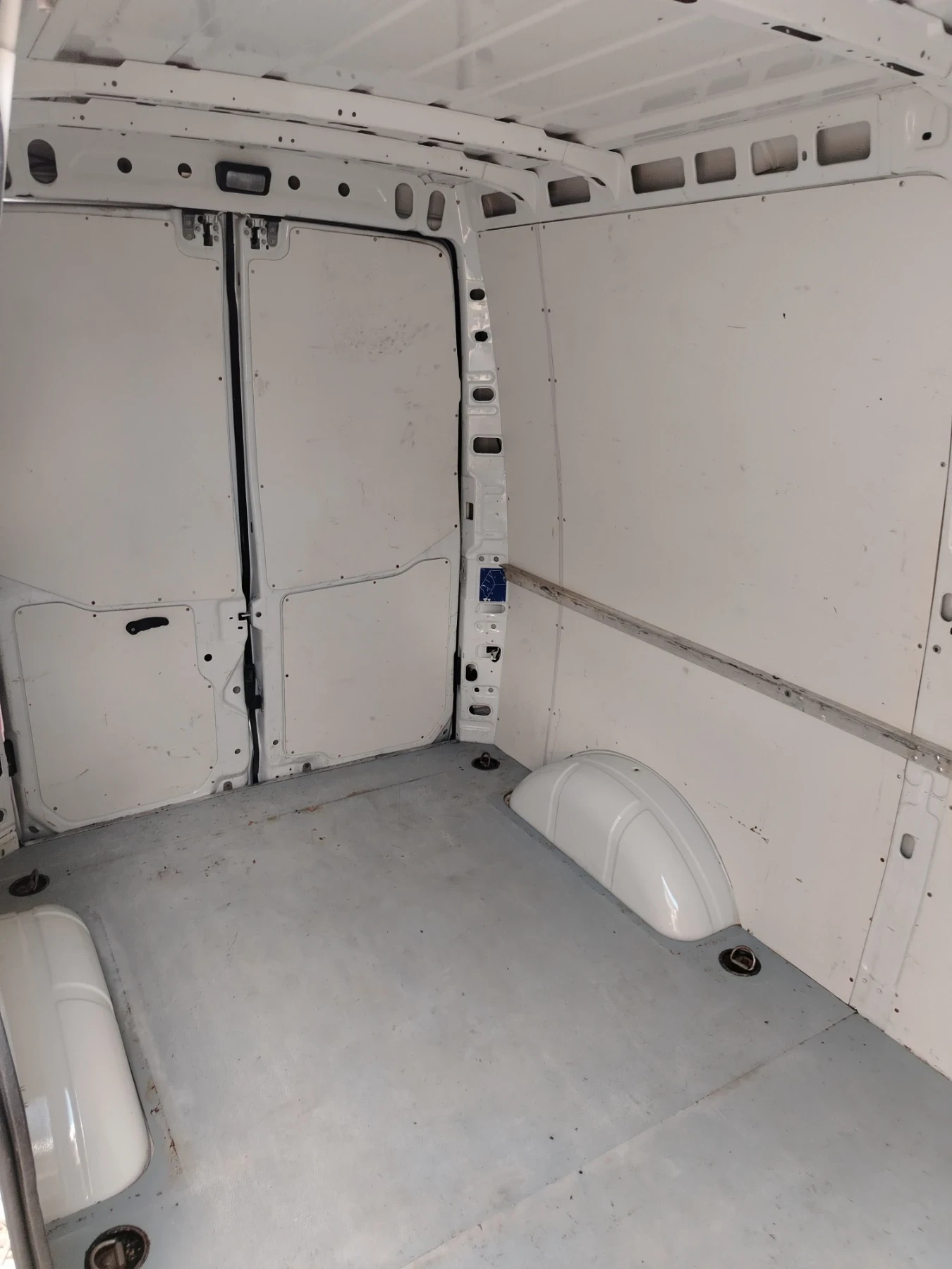 Iveco Daily 3.000 Dizel170ks. , снимка 13 - Бусове и автобуси - 55951612